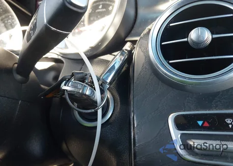 2018 Mercedes-Benz Glc 300 4Matic from USA, damaged, VIN WDC0G4KB9JV087817